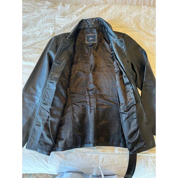 Vintage Women’s Black Genuine Leather Jacket with Buttons and Belt - Picture 9 of 10